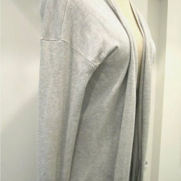 Ellen Tracy GRAY viscose nylon Cardigan Duster Drop Shoulder Pockets M worn once - Picture 2 of 8